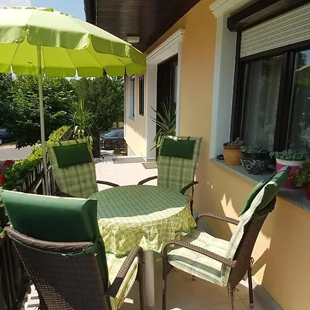Apartment Istvan *